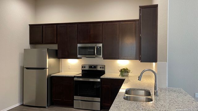 412-414 Emma Dr, New Braunfels, TX 78130