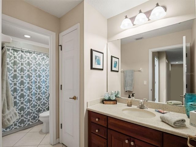 2137 VELVET LEAF DRIVE, Ocoee, FL 34761