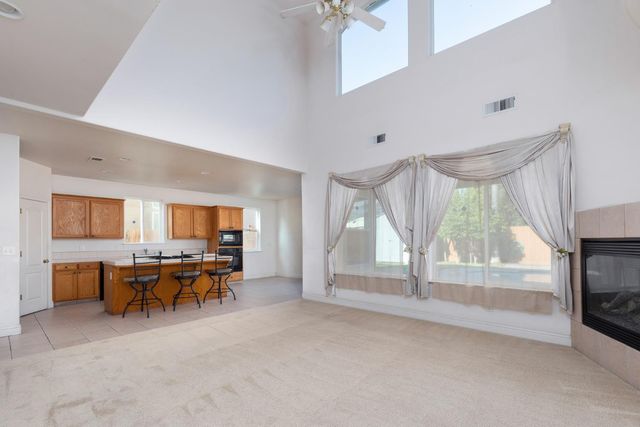 2681 Wrenwood Avenue, Clovis, CA 93611