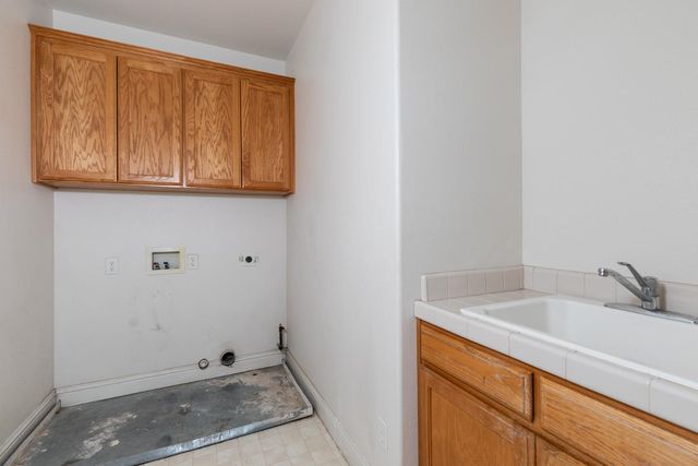 2681 Wrenwood Avenue, Clovis, CA 93611