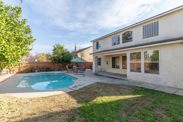 2681 Wrenwood Avenue, Clovis, CA 93611