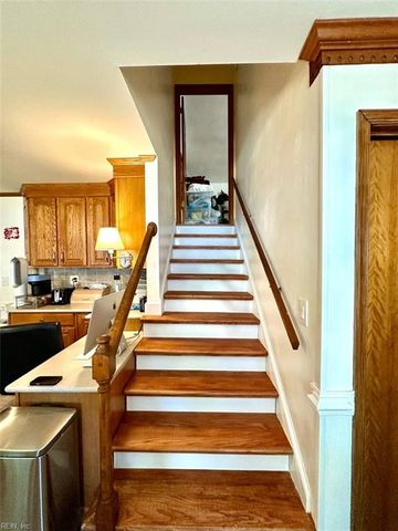 831 Mildenhall DR, Chesapeake, VA 23322