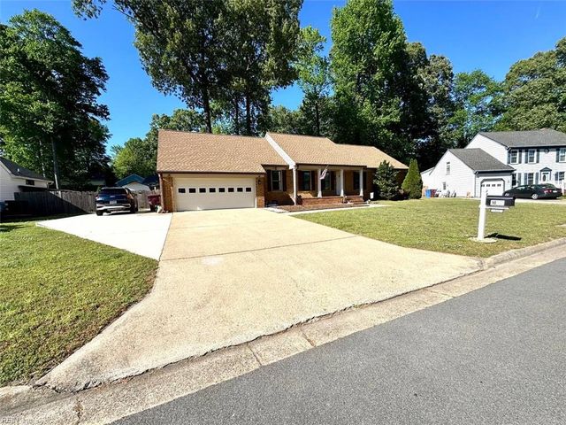 831 Mildenhall DR, Chesapeake, VA 23322