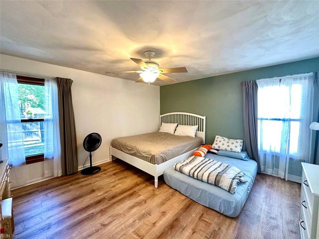 831 Mildenhall DR, Chesapeake, VA 23322