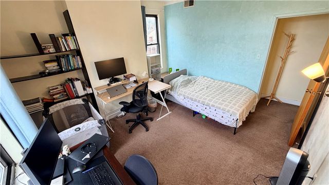200 S Millvale Ave 202, Bloomfield, PA 15224