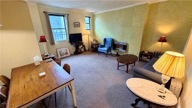 200 S Millvale Ave 202, Bloomfield, PA 15224
