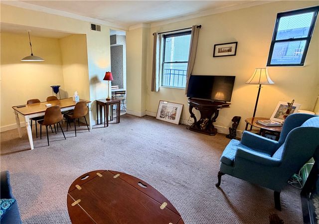 200 S Millvale Ave 202, Bloomfield, PA 15224
