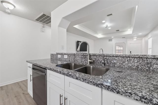 9111 Grand Villa Lane, Richmond, TX 77407