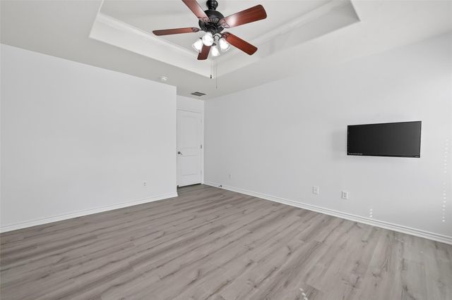 9111 Grand Villa Lane, Richmond, TX 77407