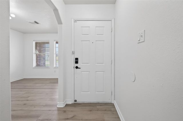 9111 Grand Villa Lane, Richmond, TX 77407