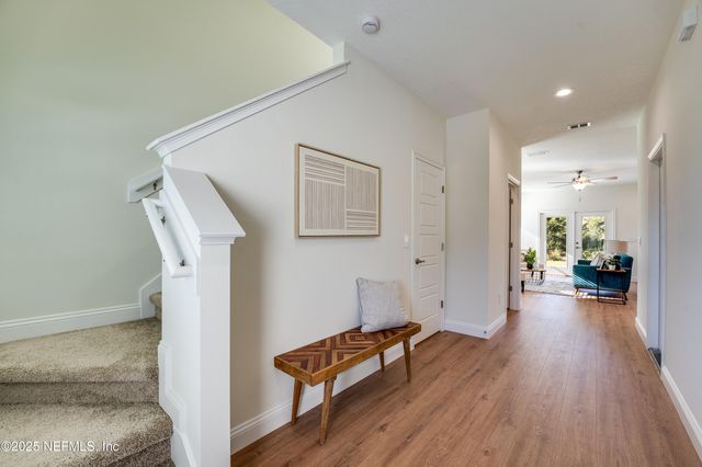 15696 NORTHSIDE Drive E, Jacksonville, FL 32218