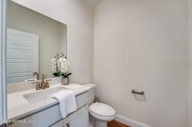 15696 NORTHSIDE Drive E, Jacksonville, FL 32218