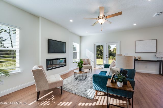 15696 NORTHSIDE Drive E, Jacksonville, FL 32218