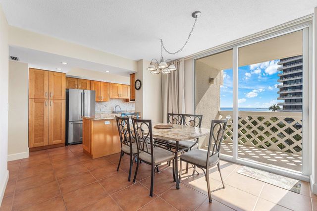 1200 S Ocean Boulevard 6b, Boca Raton, FL 33432