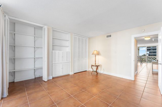 1200 S Ocean Boulevard 6b, Boca Raton, FL 33432