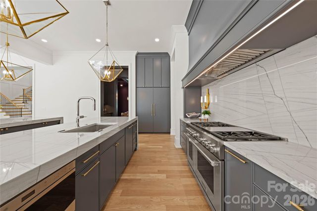 2208 Overhill Road 1, Charlotte, NC 28211