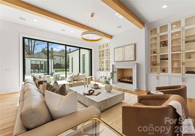 2208 Overhill Road 1, Charlotte, NC 28211