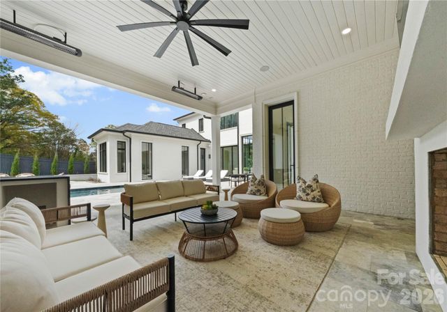 2208 Overhill Road 1, Charlotte, NC 28211