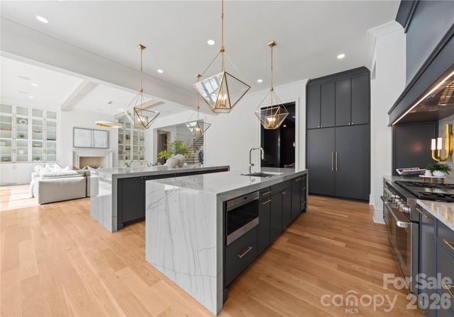 2208 Overhill Road 1, Charlotte, NC 28211