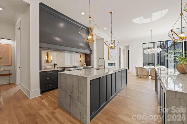 2208 Overhill Road 1, Charlotte, NC 28211