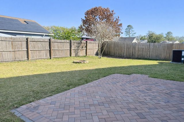 8225 Riverboat Drive, Tampa, FL 33637