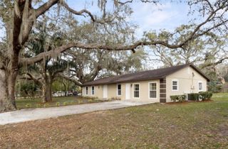 210 PEARL STREET, Mascotte, FL 34753