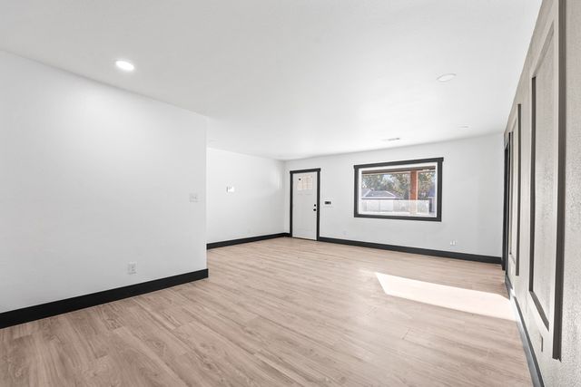 1202 W Kansas Ave, Midland, TX 79701