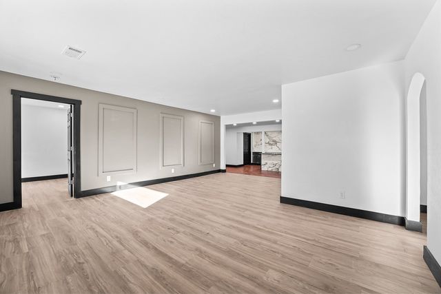 1202 W Kansas Ave, Midland, TX 79701