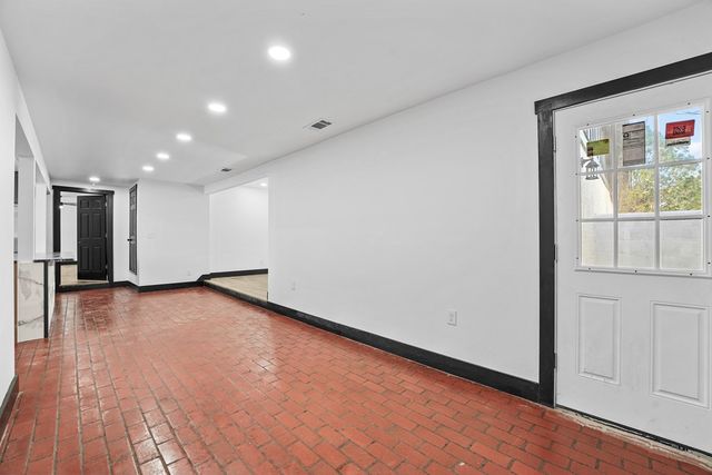 1202 W Kansas Ave, Midland, TX 79701