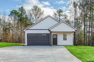 10 Pine Drive, Taylors, SC 29687