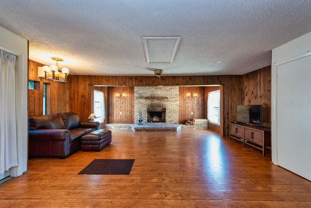 16123 E LAKE BURRELL DRIVE, Lutz, FL 33549