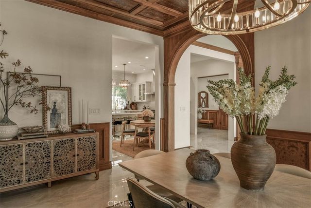 5124 Boda Place, Woodland Hills, CA 91367