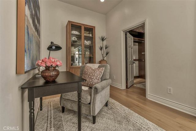 5124 Boda Place, Woodland Hills, CA 91367