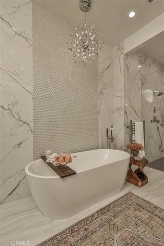 5124 Boda Place, Woodland Hills, CA 91367