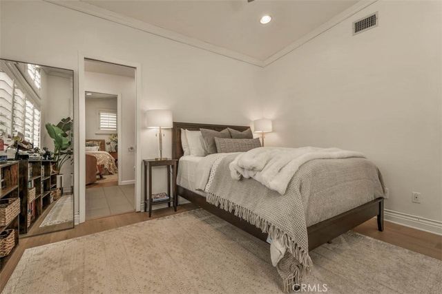 5124 Boda Place, Woodland Hills, CA 91367