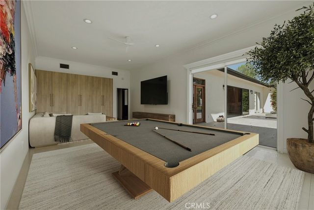 5124 Boda Place, Woodland Hills, CA 91367