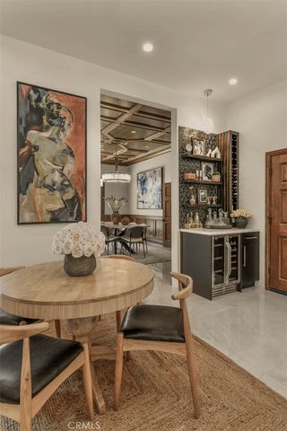 5124 Boda Place, Woodland Hills, CA 91367