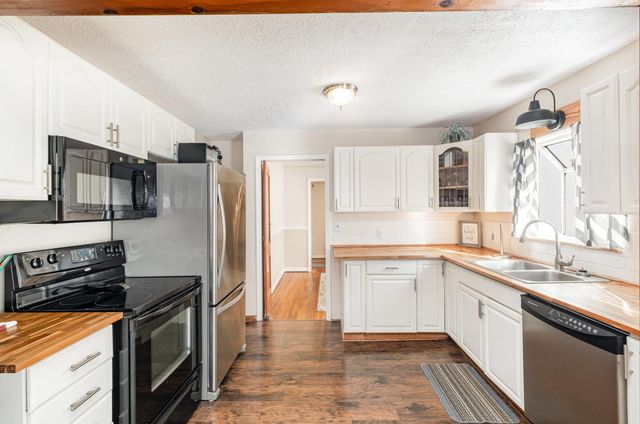 76 E Thompson Ln, Nashville, TN 37211