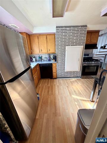 138 Old Hoboken Road, Hackensack, NJ 07601