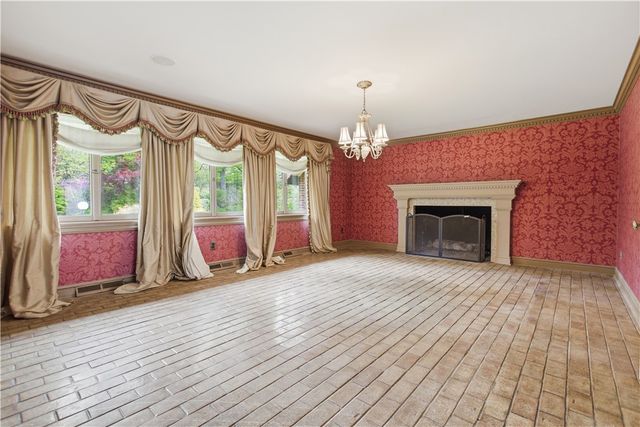 4437 twin oaks, Murrysville, PA 15668