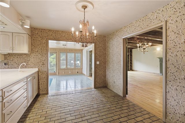 4437 twin oaks, Murrysville, PA 15668