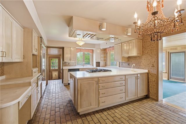 4437 twin oaks, Murrysville, PA 15668