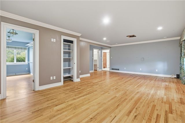 4437 twin oaks, Murrysville, PA 15668