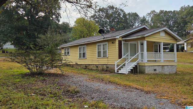 221 EASTERN VALLEY ROAD, Bessemer, AL 35020