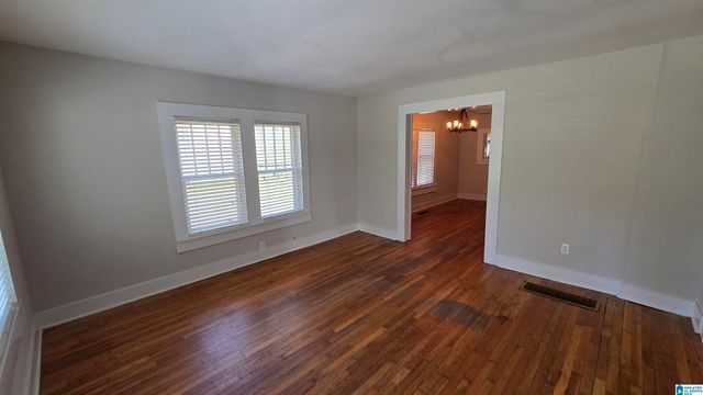 221 EASTERN VALLEY ROAD, Bessemer, AL 35020