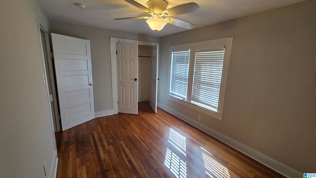 221 EASTERN VALLEY ROAD, Bessemer, AL 35020