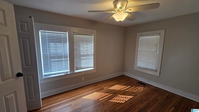 221 EASTERN VALLEY ROAD, Bessemer, AL 35020