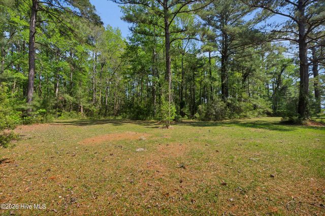 310 Myrtlewood Lane, Bayboro, NC 28515