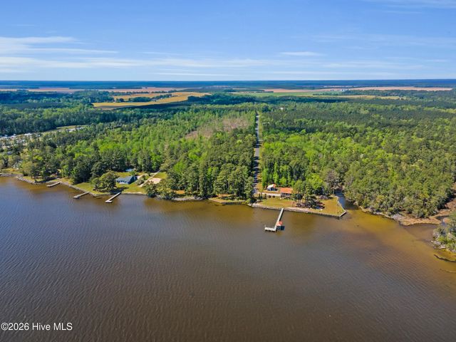 310 Myrtlewood Lane, Bayboro, NC 28515