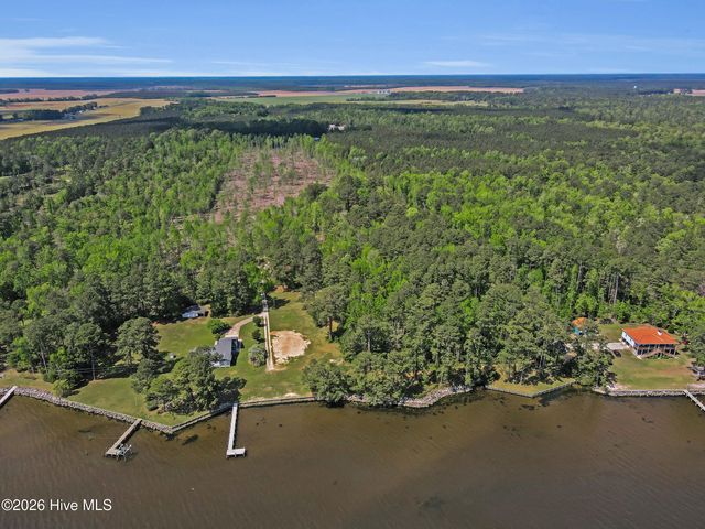 310 Myrtlewood Lane, Bayboro, NC 28515